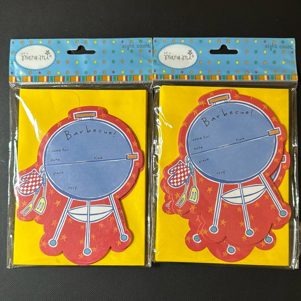 19 BBQ invitation cards with envelopes